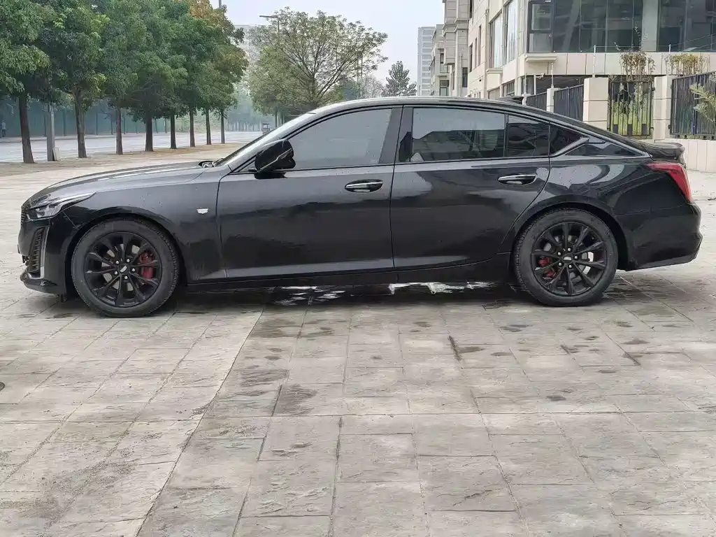 Cadillac CT5 — миниатюра 6