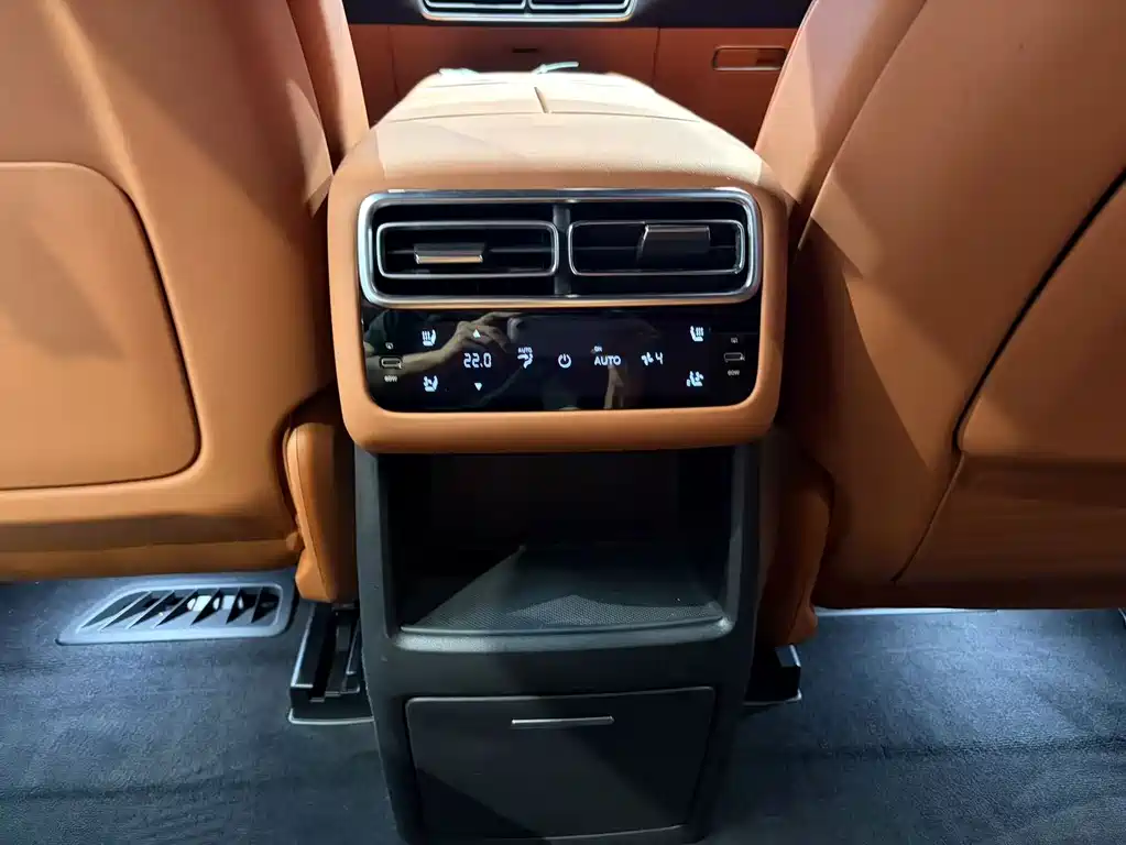 Li Auto Li L7 — миниатюра 12