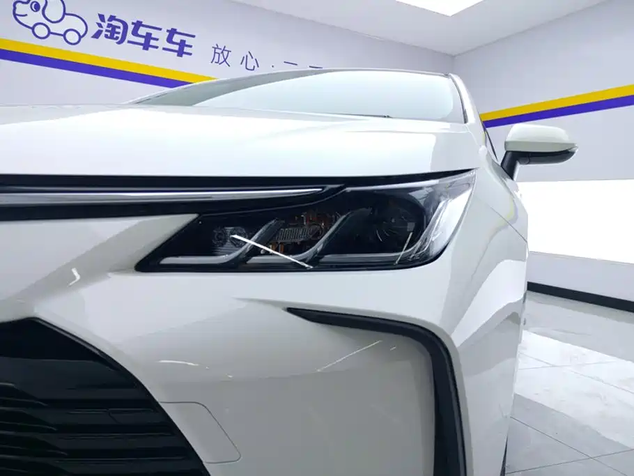 Toyota Corolla — миниатюра 5