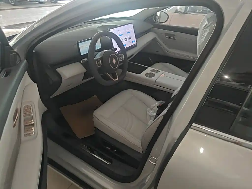 Baojun Xiangjing — миниатюра 15