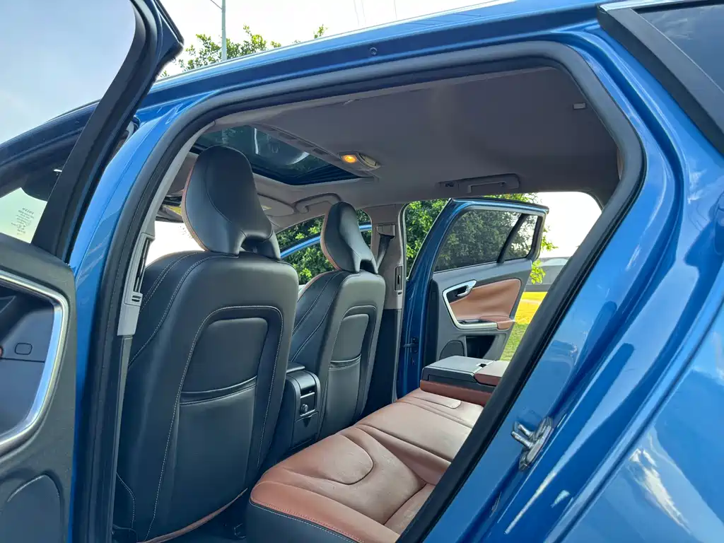 Volvo V60 — миниатюра 20