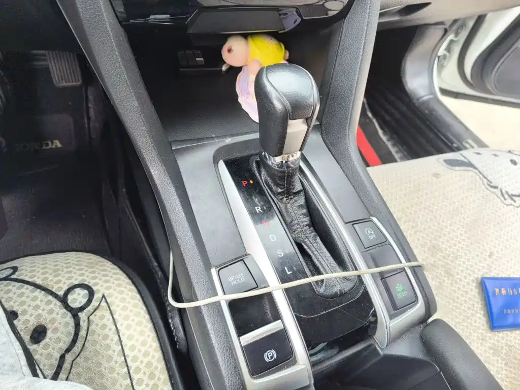Honda Civic — миниатюра 10