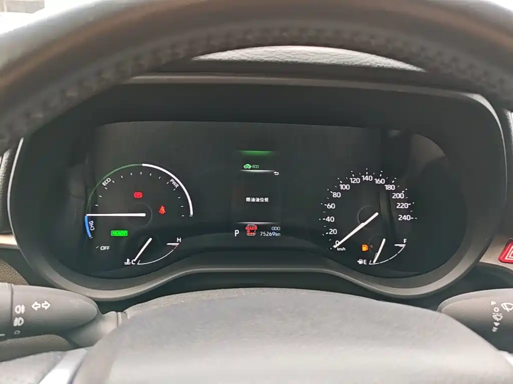 Toyota Sienna — миниатюра 12
