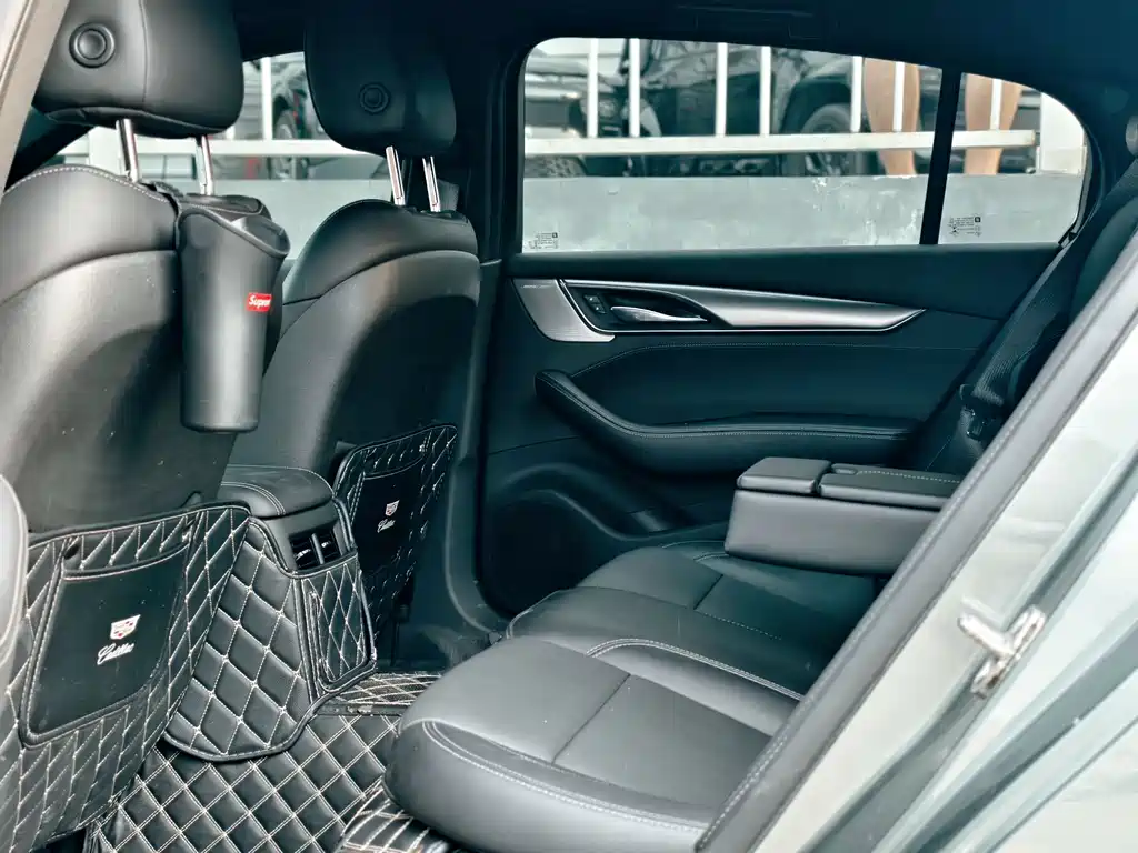Cadillac CT5 — миниатюра 18