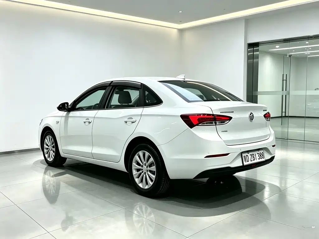 Buick Excelle — миниатюра 9