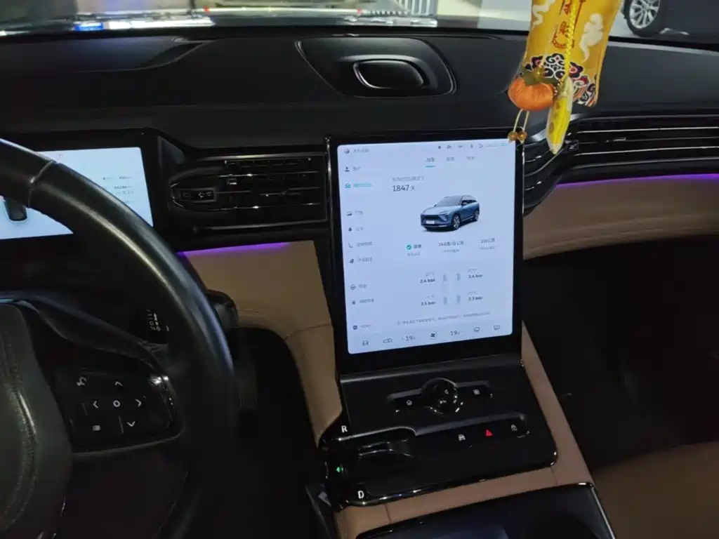 NIO ES6 — миниатюра 13