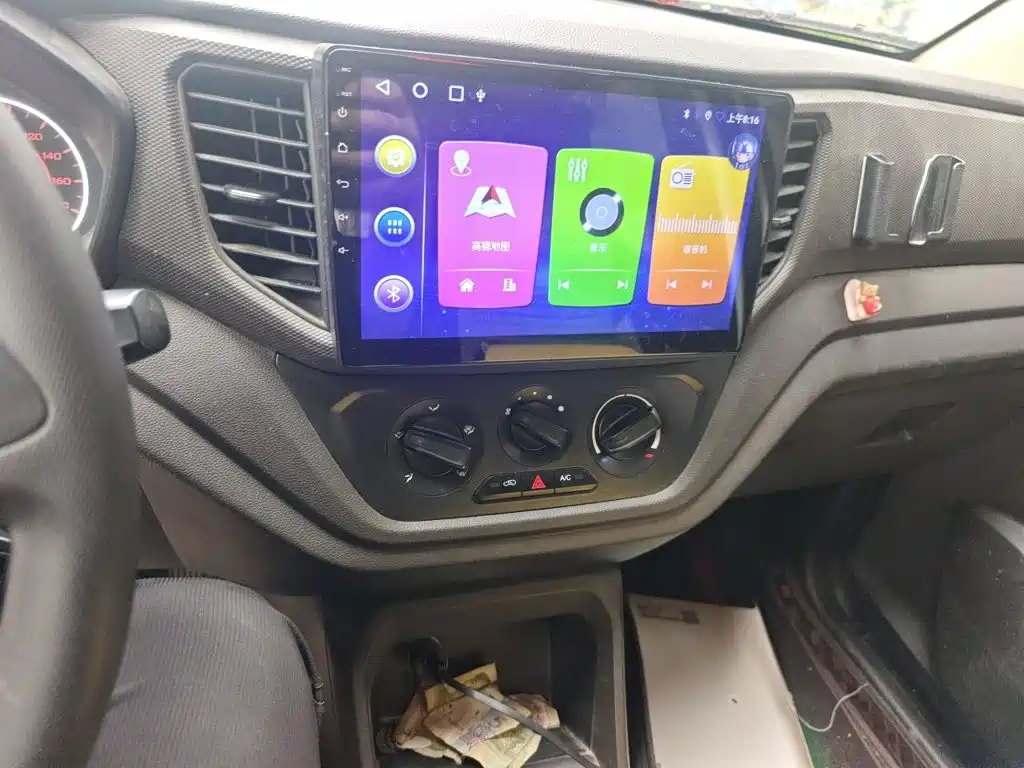 Wuling Hongguang V — миниатюра 9
