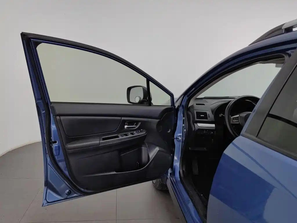 Subaru XV — миниатюра 8