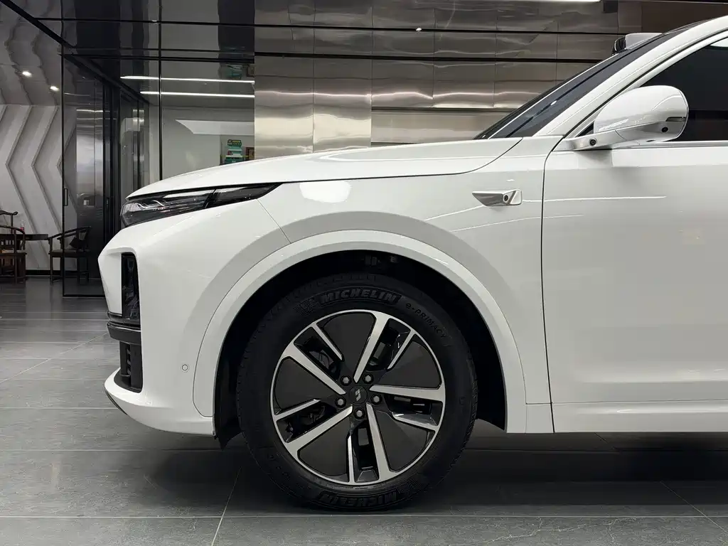 Li Auto Li L7 — миниатюра 16