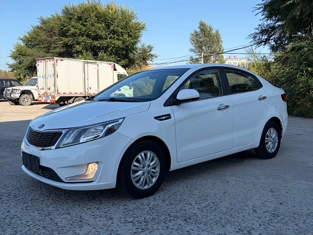 Kia K2