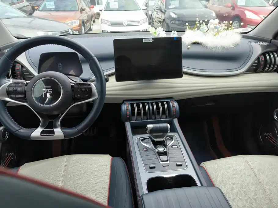 BYD Yuan Plus — миниатюра 12