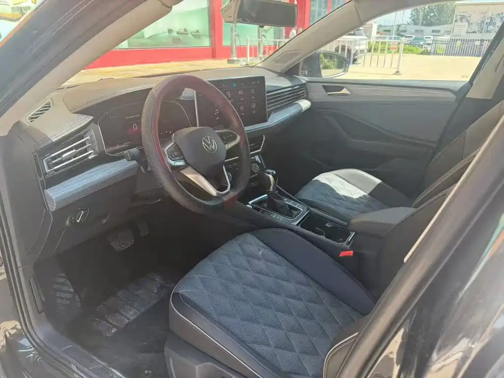 Volkswagen Sagitar — миниатюра 5