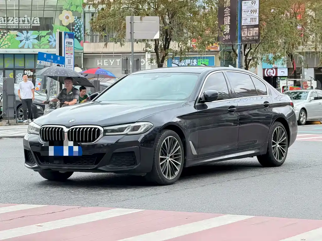 BMW 5 Series 2022