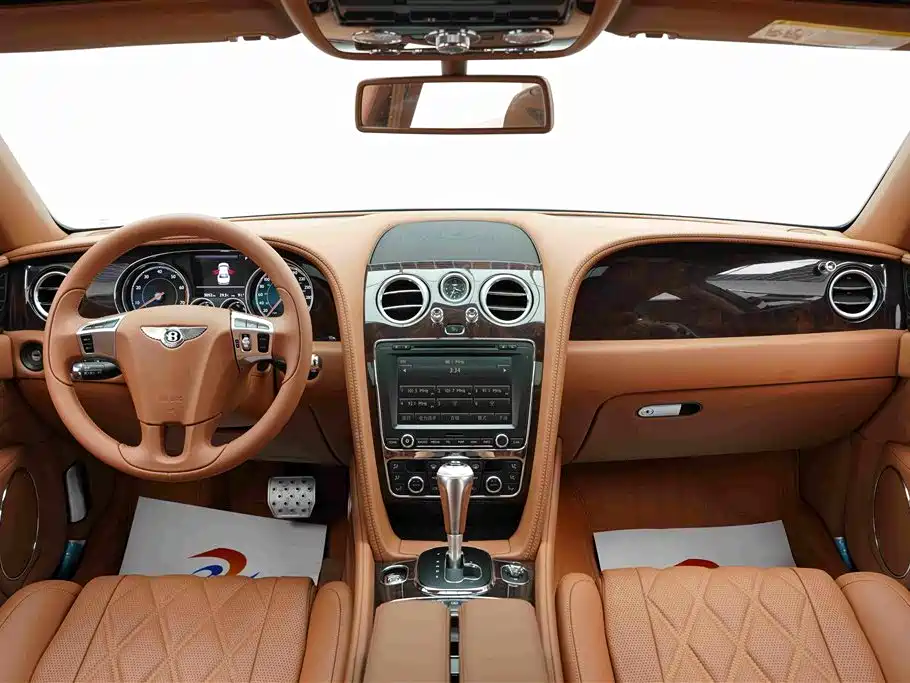 Bentley Flying Spur — миниатюра 31