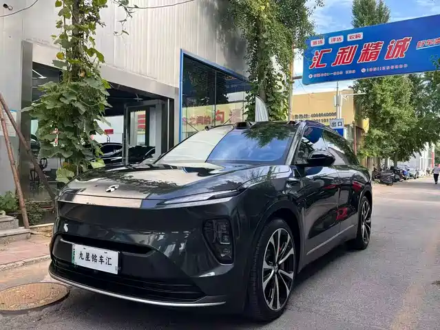 2023 Nio ES8