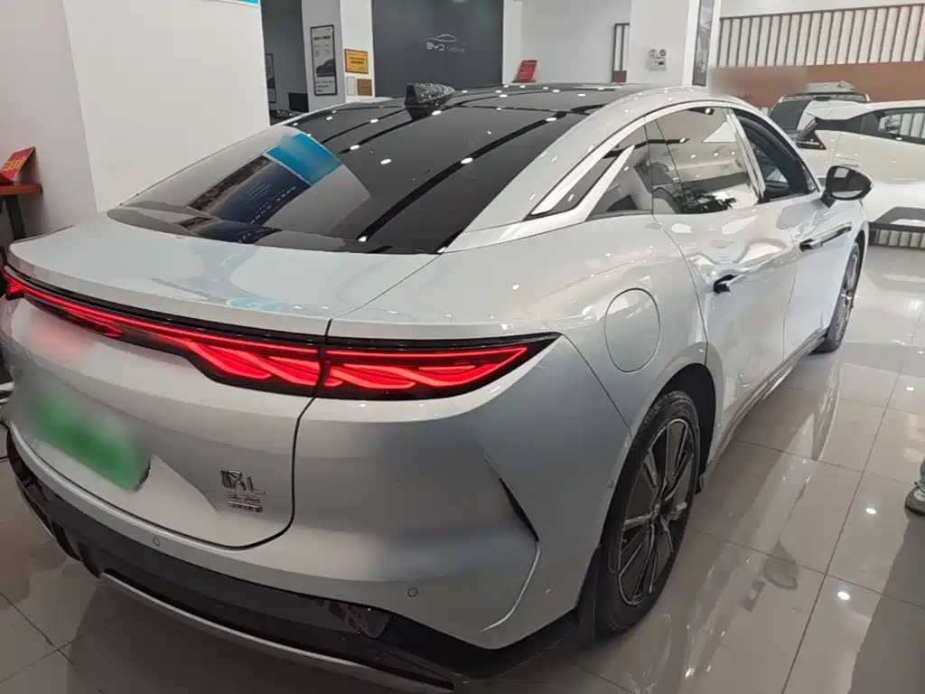 BYD Han L — миниатюра 7