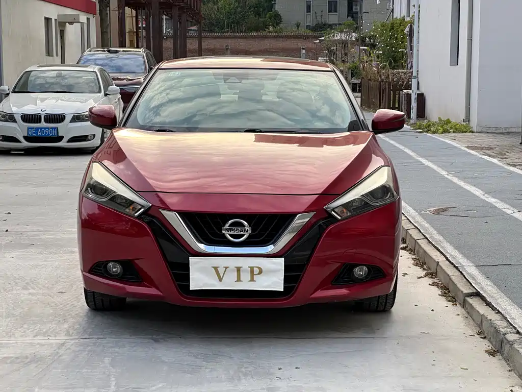 Nissan Bluebird — миниатюра 2