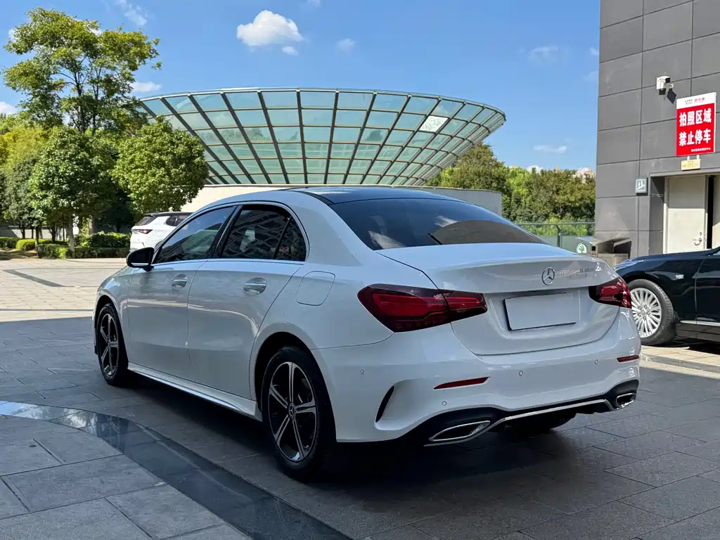 Mercedes-Benz A-Class — миниатюра 13