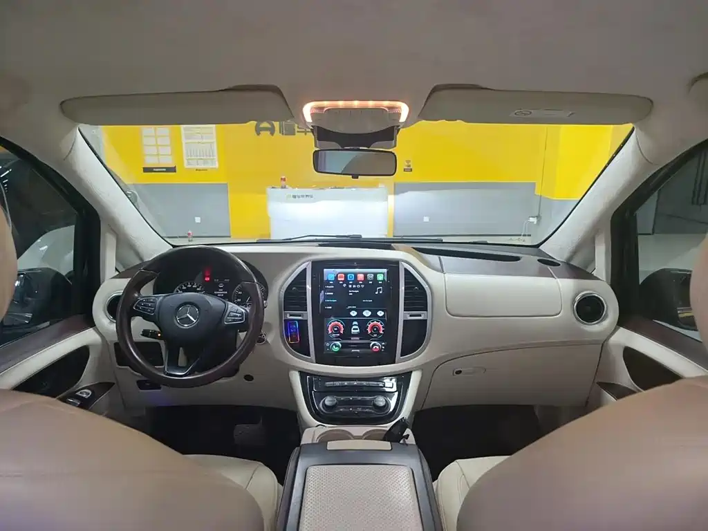 Mercedes-Benz Vito — миниатюра 4