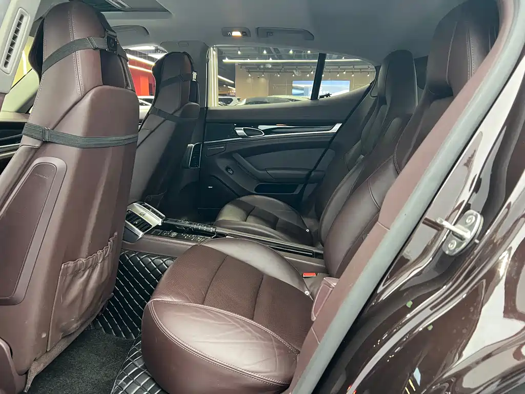 Porsche Panamera — миниатюра 13