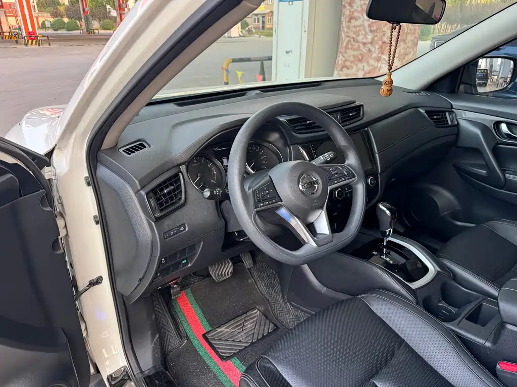 Nissan X-Trail — миниатюра 3
