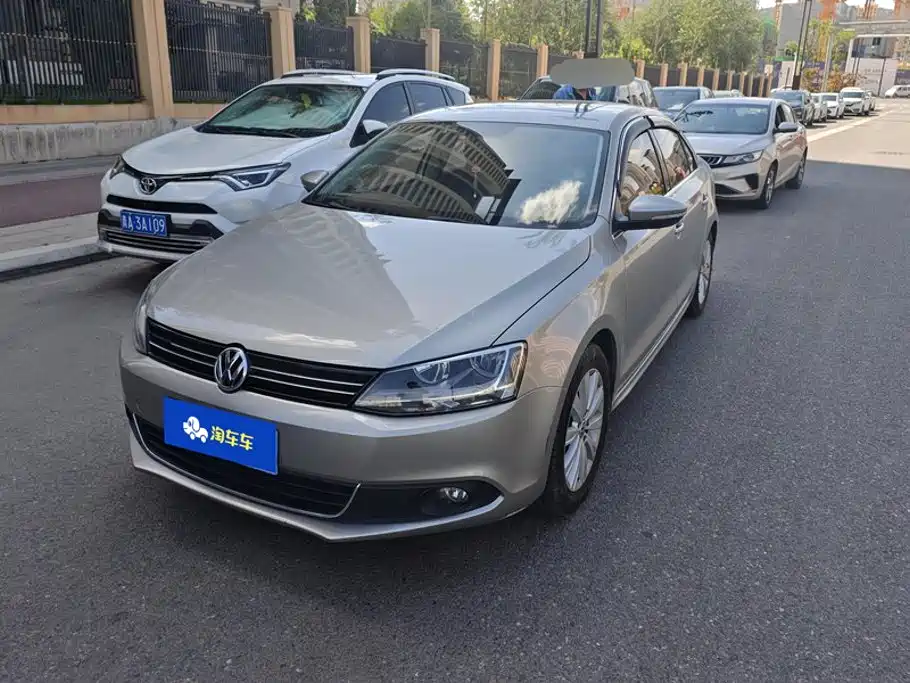 Volkswagen Sagitar
