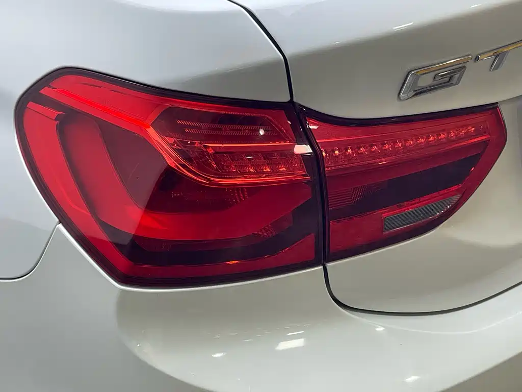 BMW 1 Series — миниатюра 10