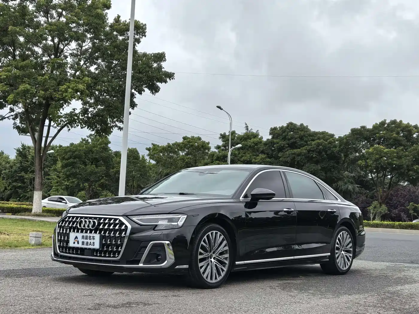 奥迪A8 2024款 A8L 50 TFSI quattro 臻选型 2024
