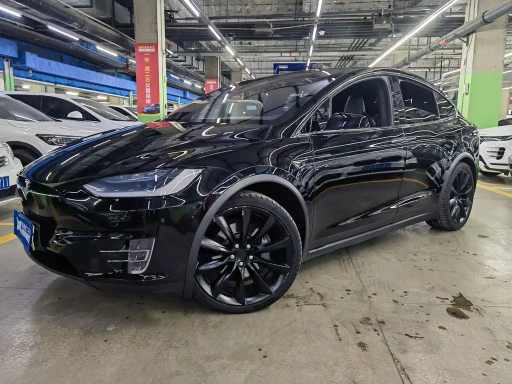 Tesla Model X 2018