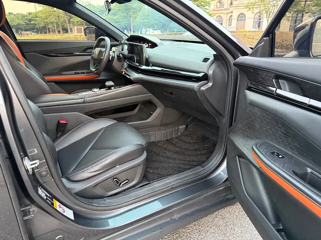 Changan UNI-V — миниатюра 12