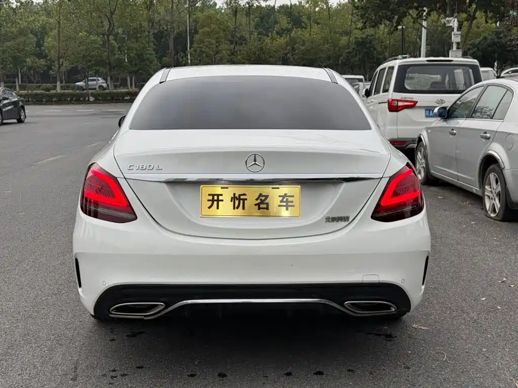 Mercedes-Benz C-Class — миниатюра 4