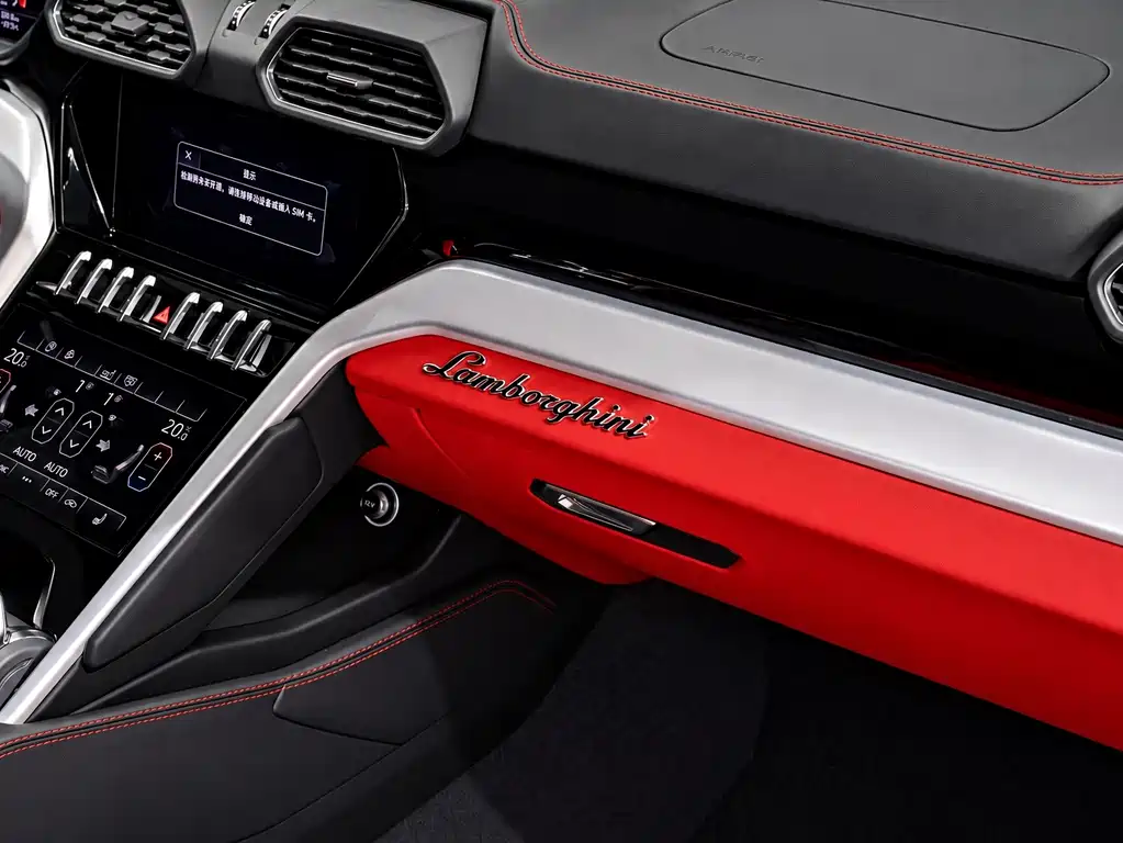 Lamborghini Urus — миниатюра 7
