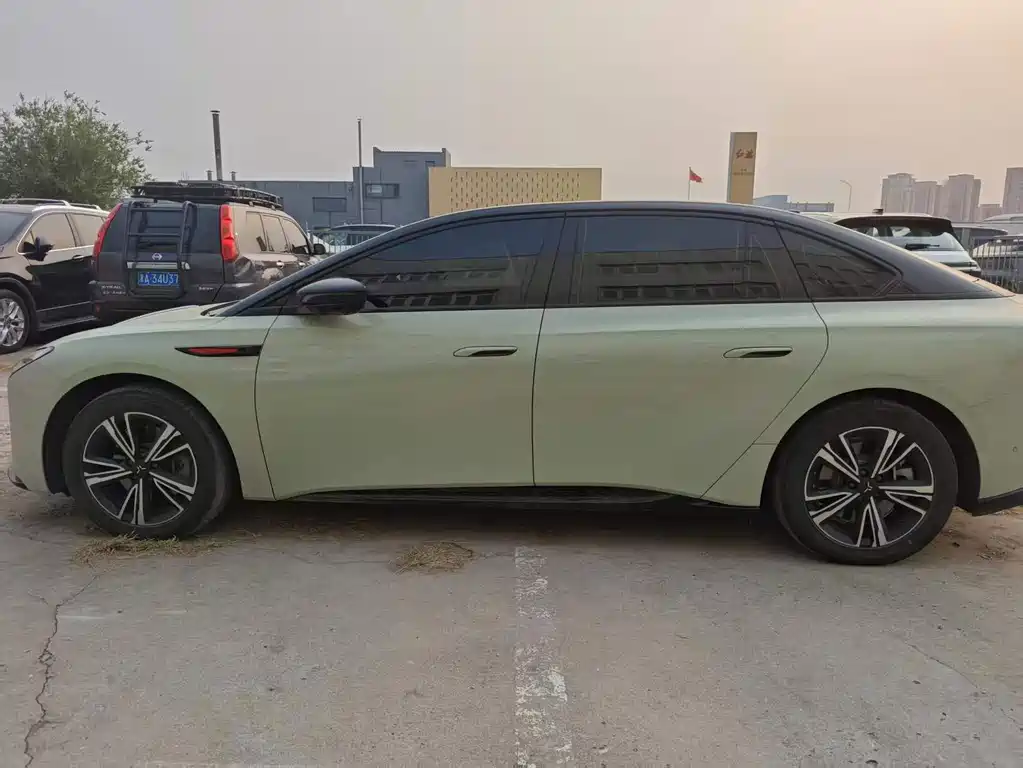 Hongqi Hongqi EH7 — миниатюра 2