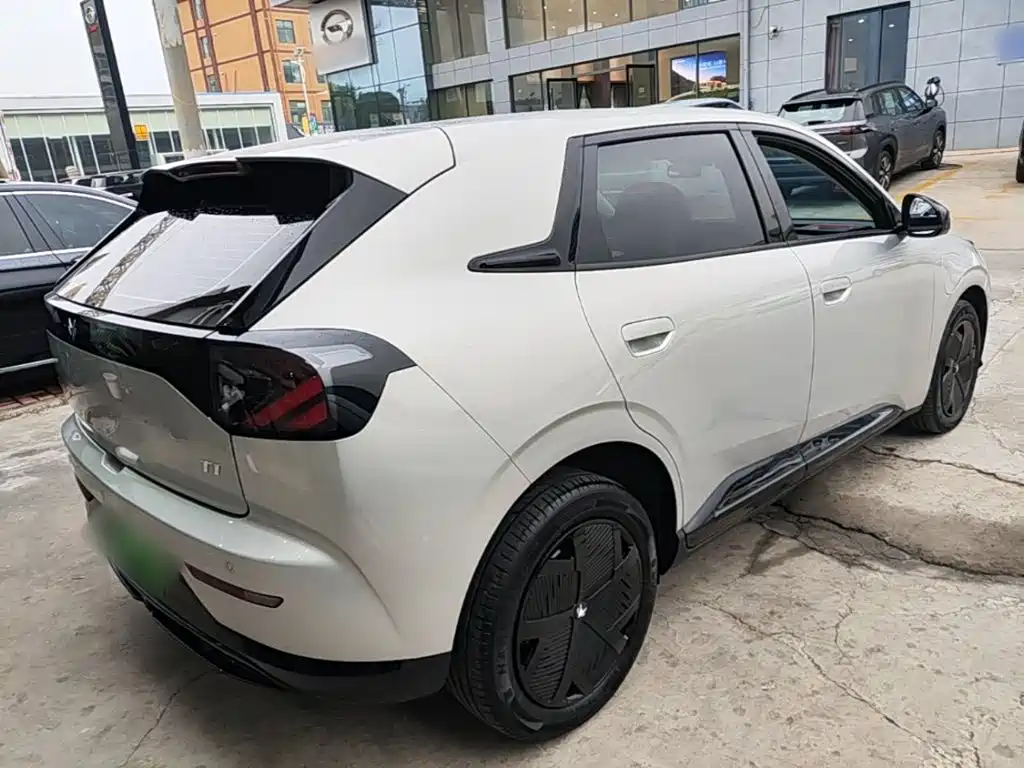 ARCFOX Beta T1 — миниатюра 7