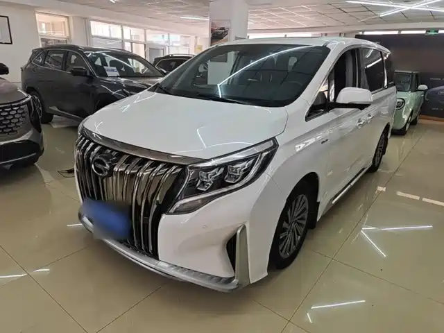 GAC Trumpchi M8