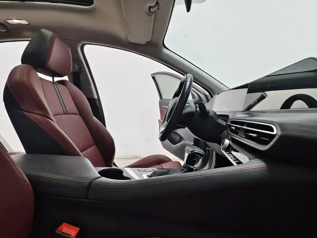 Changan Eado — миниатюра 15