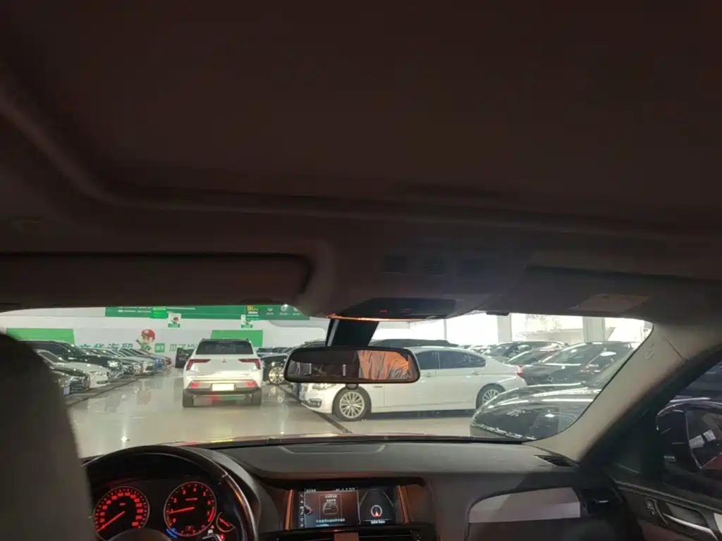 BMW X4 — миниатюра 18