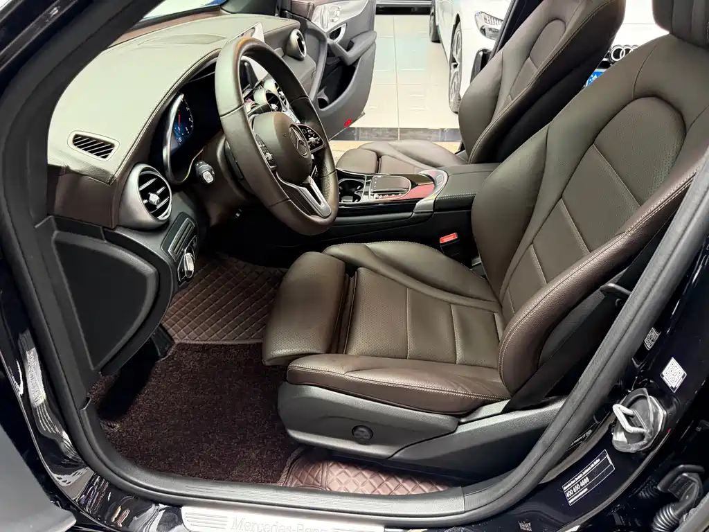 Mercedes-Benz GLC — миниатюра 11
