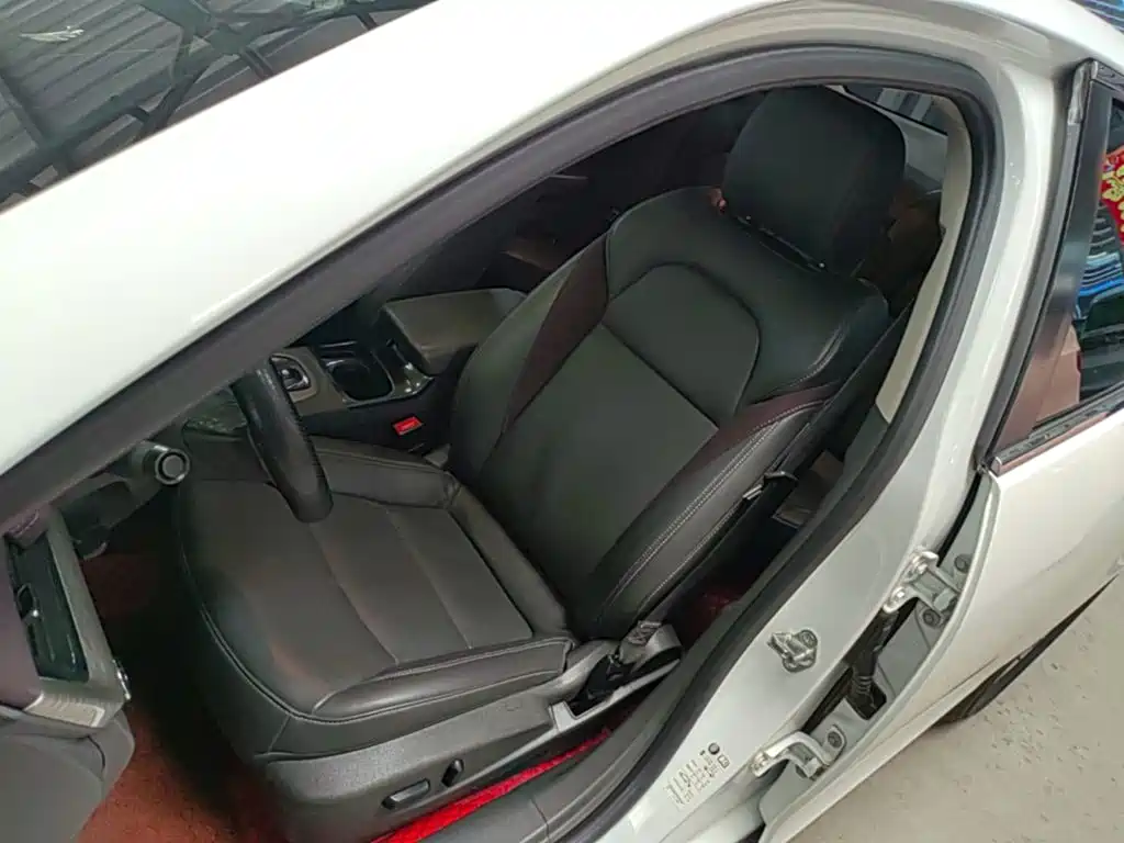 Chevrolet Malibu — миниатюра 15