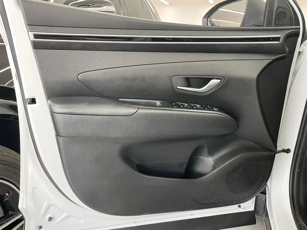 Hyundai Tucson — миниатюра 16