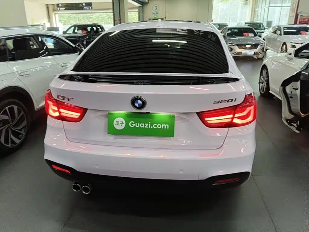 BMW 3 Series GT — миниатюра 6