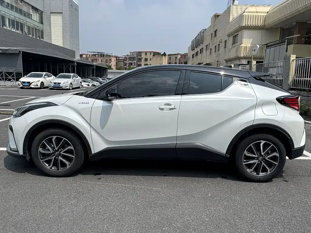 Toyota IZOA — миниатюра 4