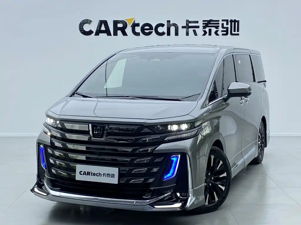 Toyota Vellfire — миниатюра 12