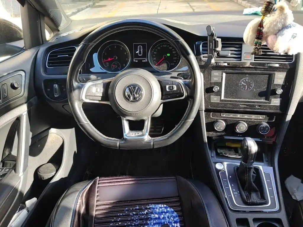 Volkswagen Golf — миниатюра 3