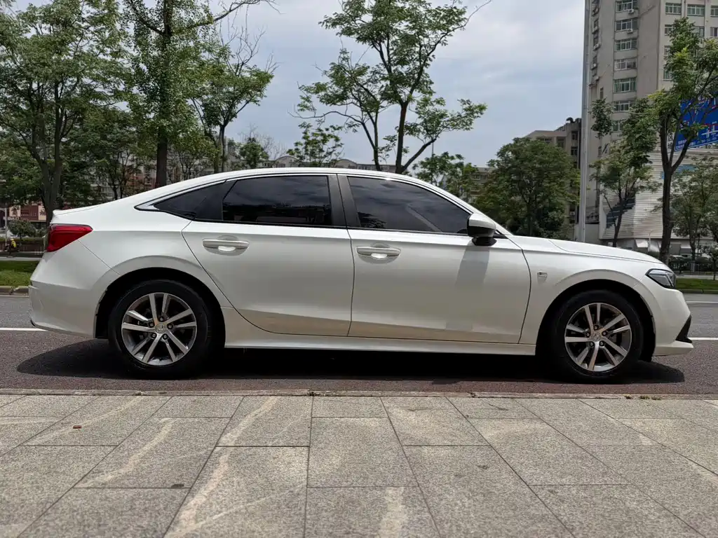 Honda Civic — миниатюра 8