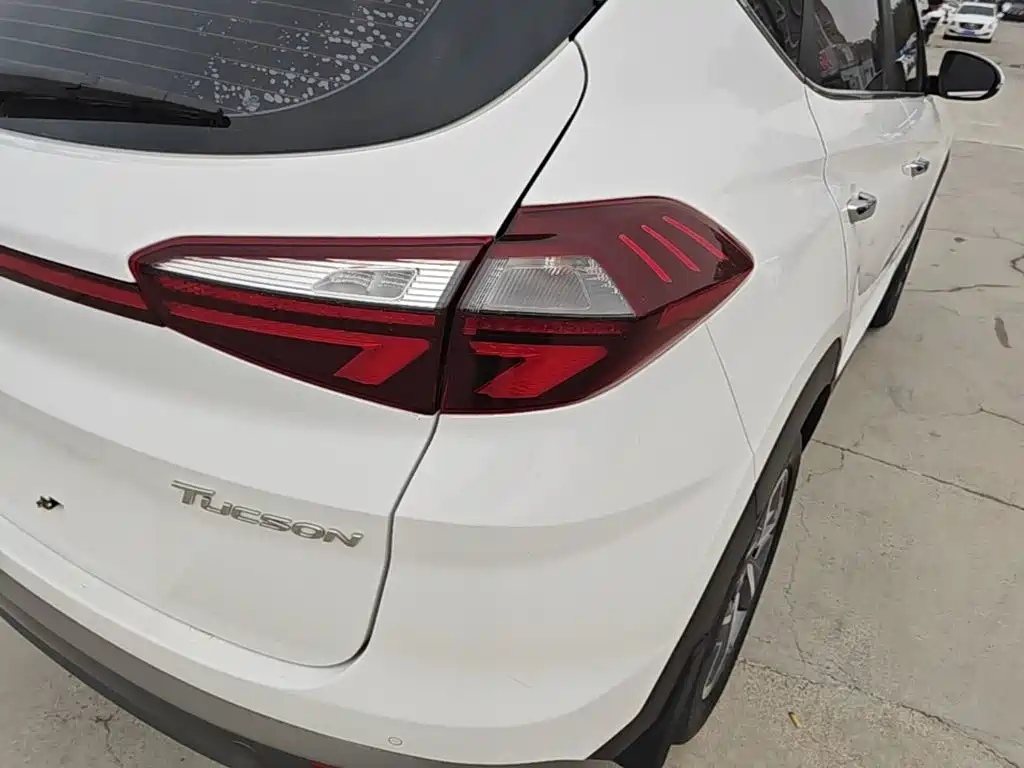 Hyundai Tucson — миниатюра 8