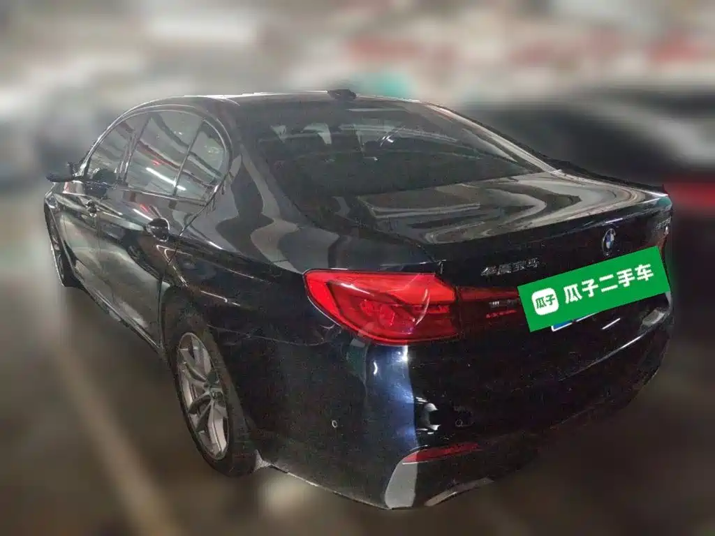 BMW 5 Series — миниатюра 25