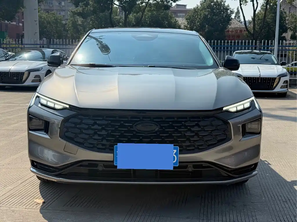 Ford Mondeo — миниатюра 2