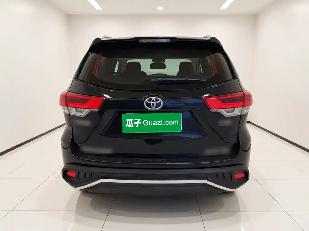 Toyota Highlander — миниатюра 5