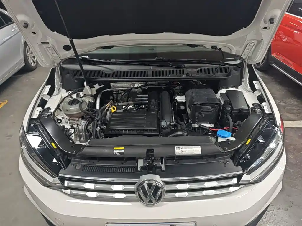 Volkswagen Touran — миниатюра 20